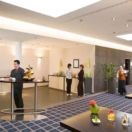 노보텔 메세 호텔 뮌헨