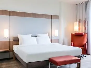 מלון Novotel Messe